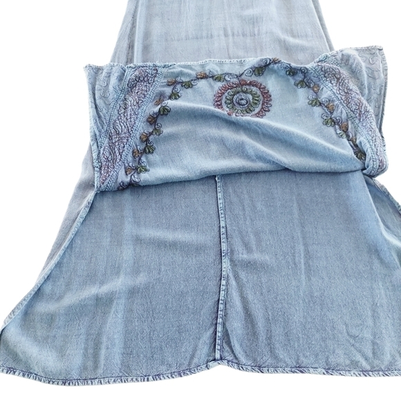 Chambray Denim Maxi Jumper Dress Womens Medium Embroidered Side Slits Tie Back - Picture 5 of 12